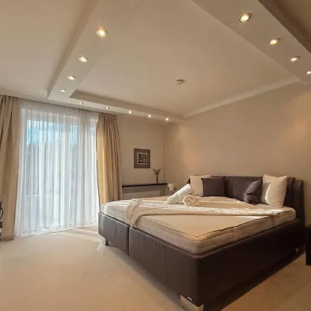 Villa Luxury 4br Velden Pool Grill *